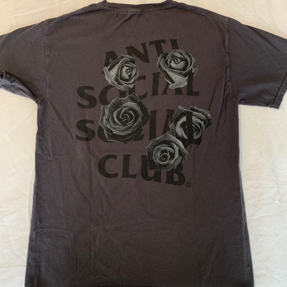 Anti social social club rose t-shirt (black)